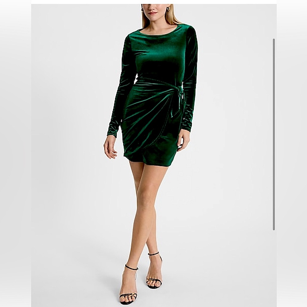 LONG SLEEVE MINI WRAP DRESS